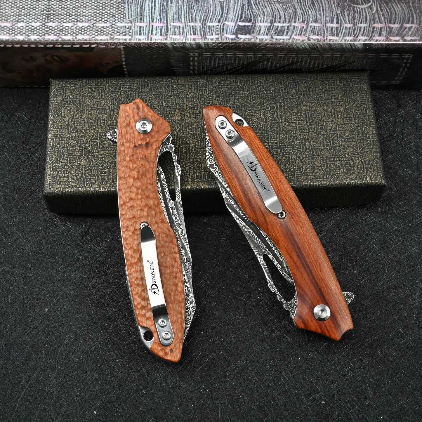 SDOKEDC Knives VG10 Damascus Flipper Pocket Folding Knife Tactical Military Outdoor Camping Survival Hunting EDC Self Defense